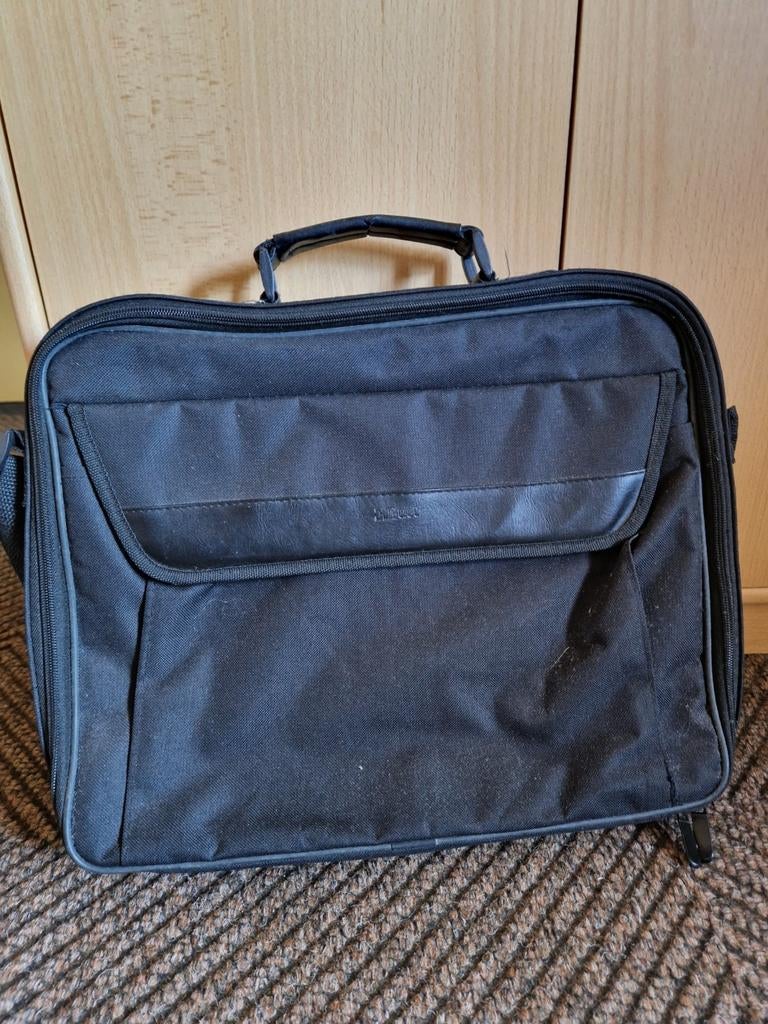 Laptoptas, zwart, Ophalen of Verzenden, 17 inch of meer, Gebruikt, Schoudertas
